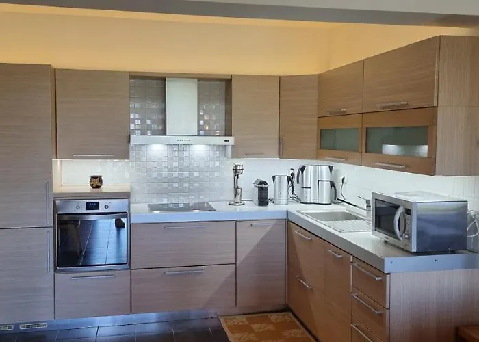 Sunrise Luxury Nea Roda