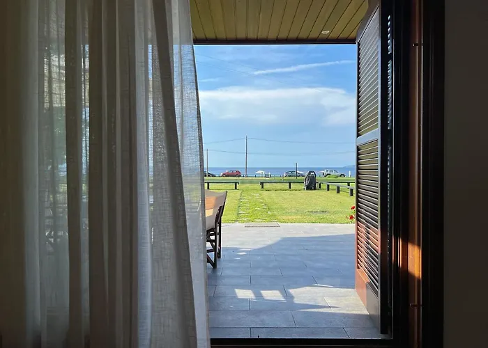 Sunrise Luxury Nea Roda